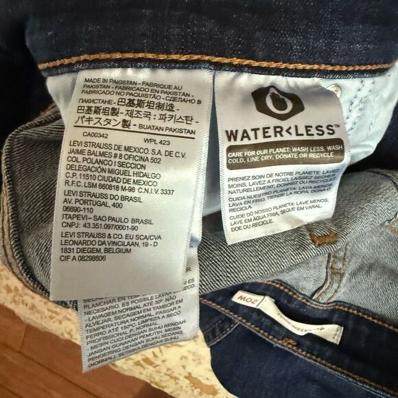 Levi’s womens plus 415 classic boot denim 20W - Picture 8 of 9